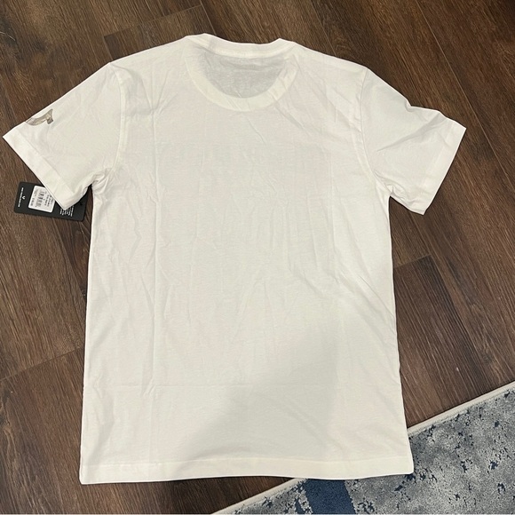 True Religion Men's Small Gold Metallic Foil Classic Logo Tee T-Shirt White - Picture 6 of 9